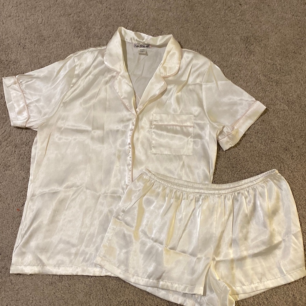 Silk Bride Pajamas Set with pink trim